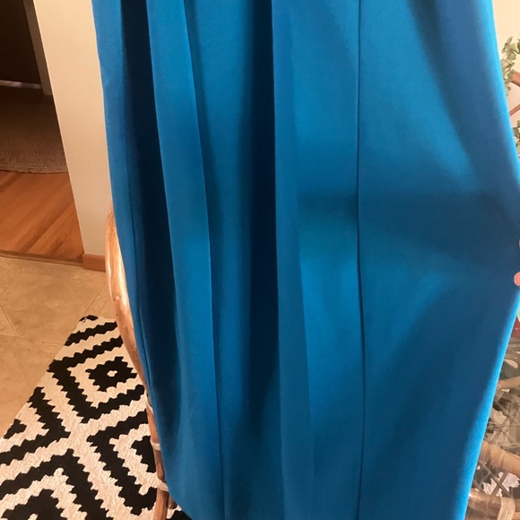 $129 Julia Jordan twist or knot neck blue sleeveless cocktail midi dress. Sz 10. - Picture 10 of 13